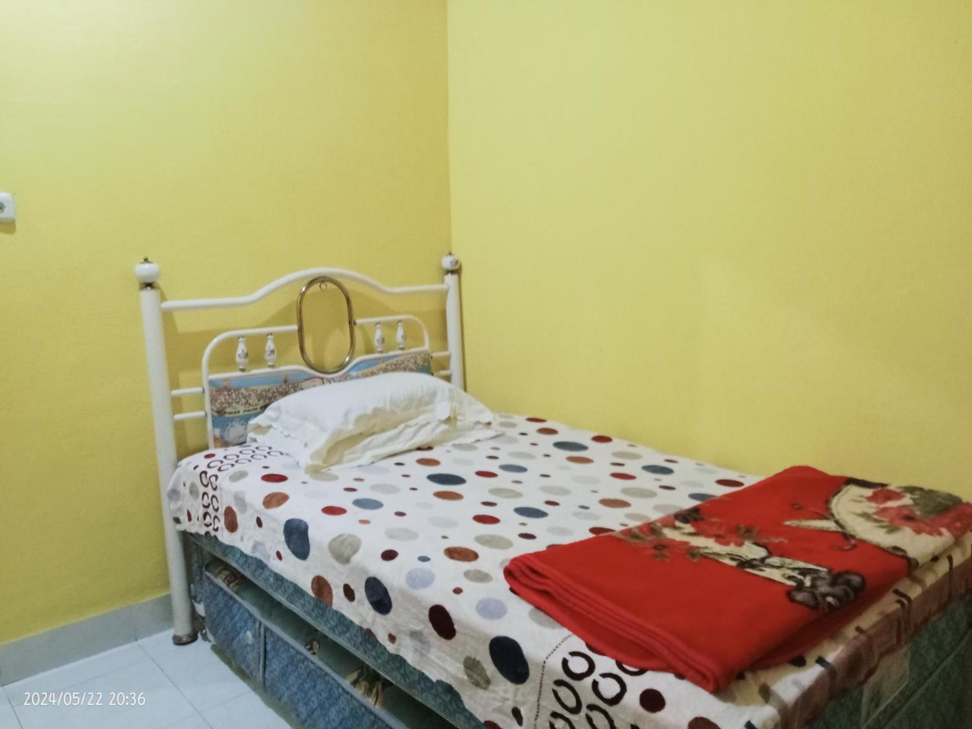 Petra Homestay Bangka Leda Ruteng Ngoại thất bức ảnh