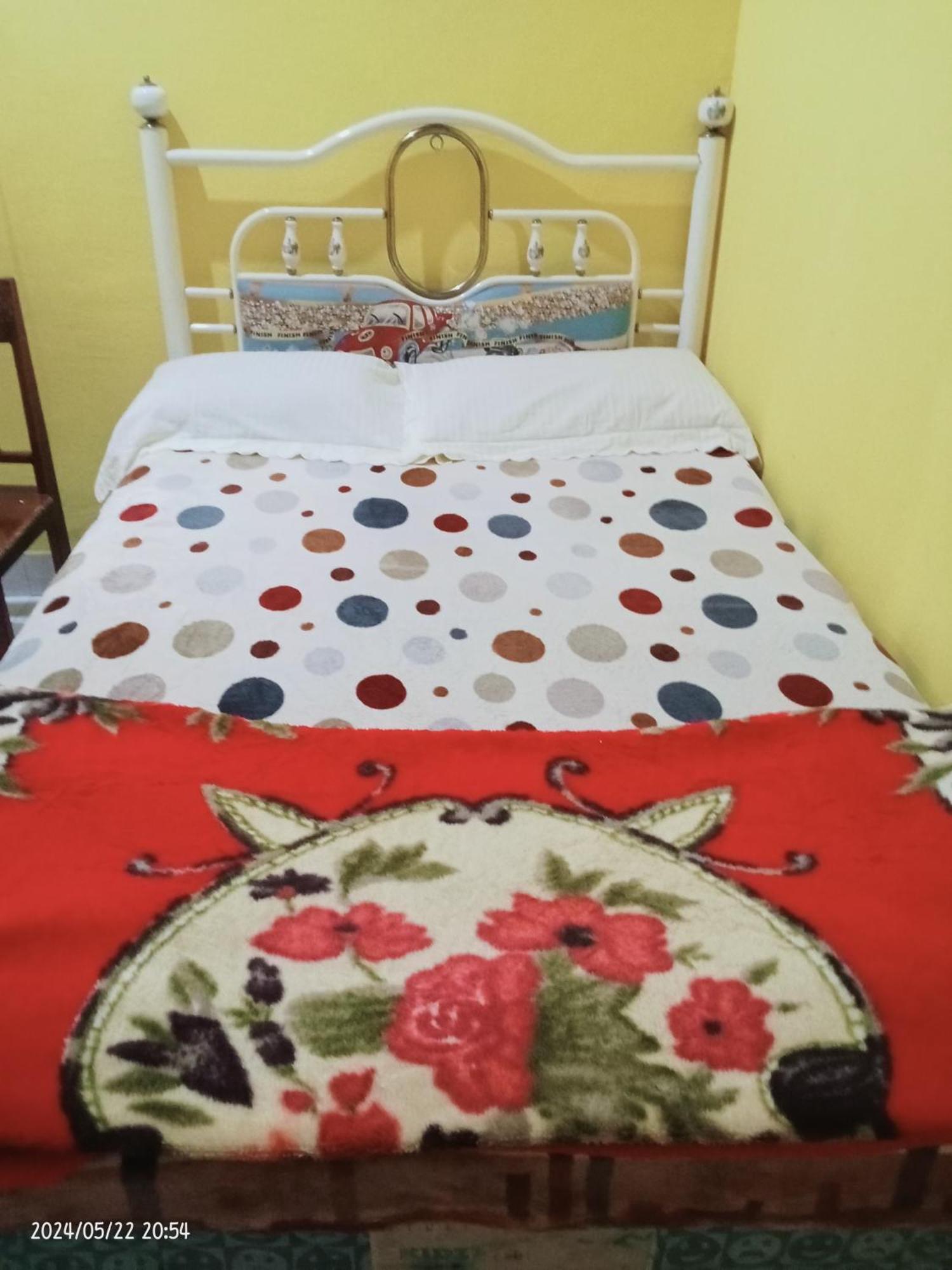Petra Homestay Bangka Leda Ruteng Ngoại thất bức ảnh